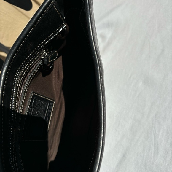 Black Leather Buckle Flap Zipper Shoulder Bag - Picture 6 of 16